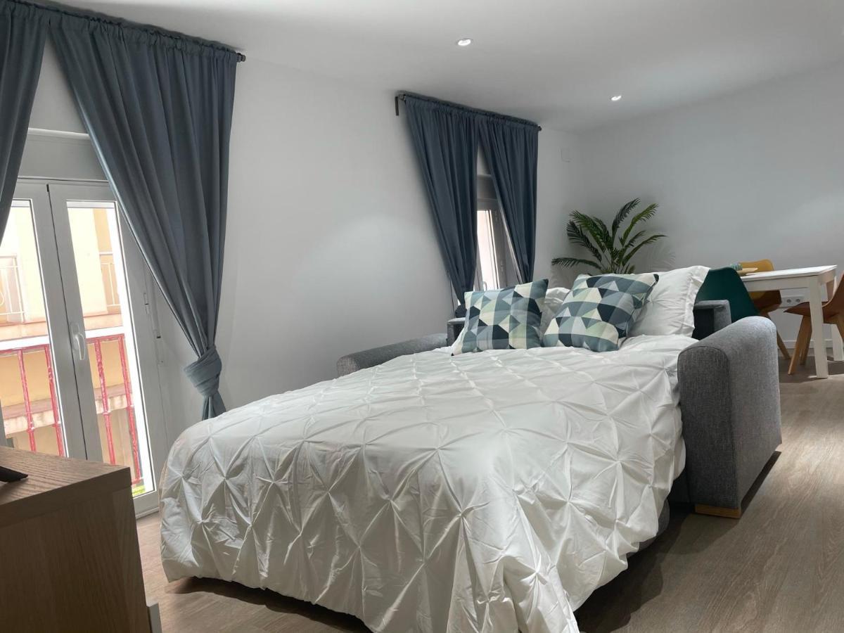Apartamento Nebro Estrella Кадис Екстериор снимка